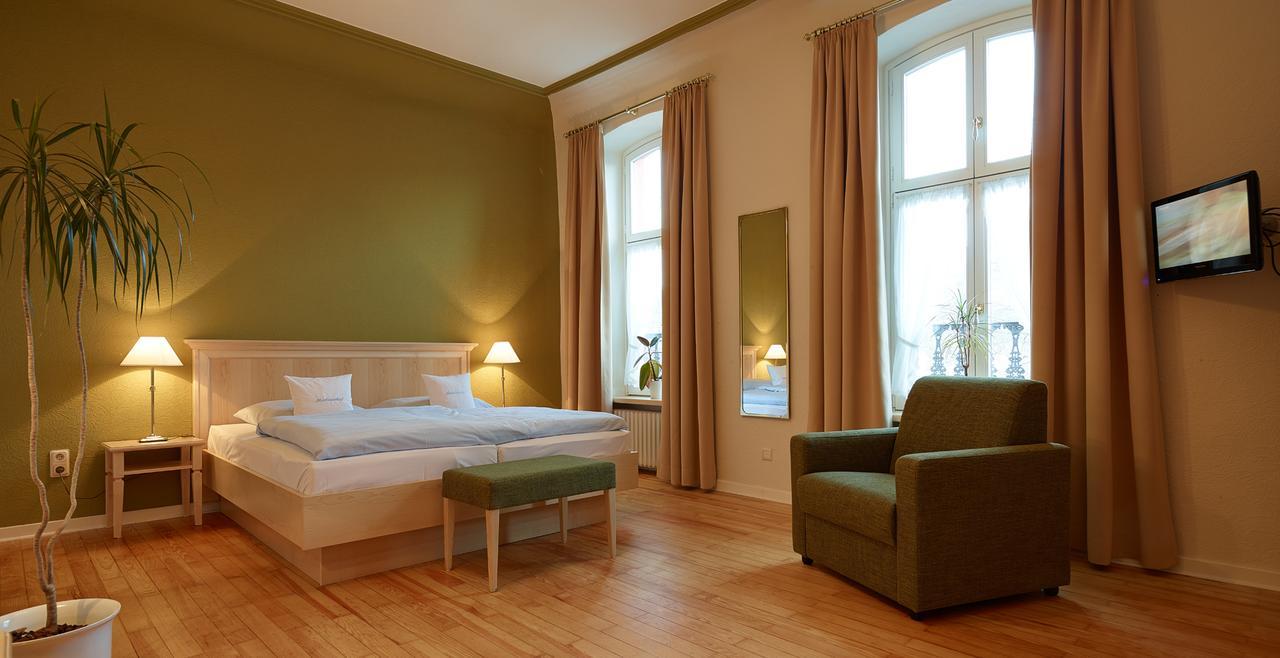Pension Martinerhof Wintrich Exteriör bild