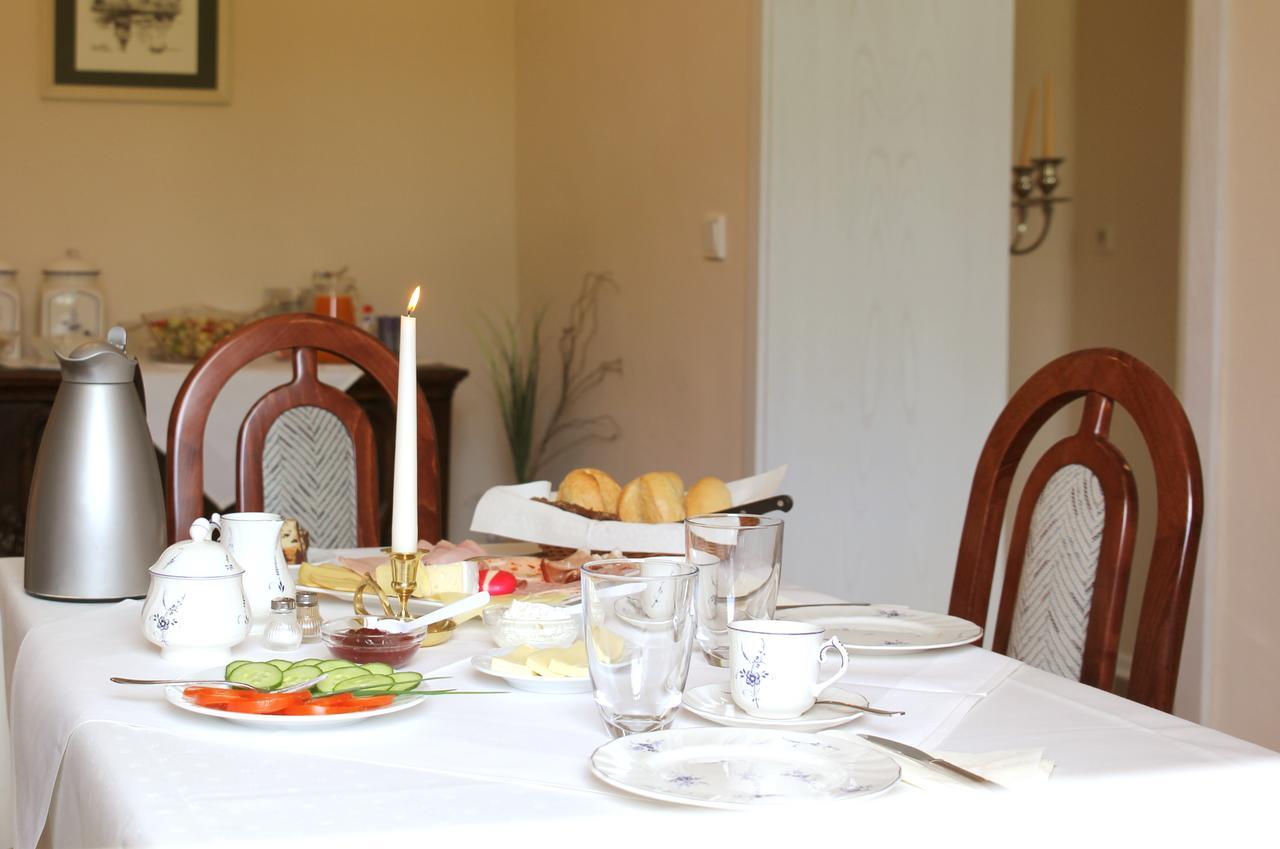 Pension Martinerhof Wintrich Exteriör bild